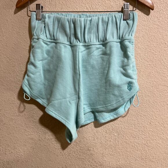 Free People FP Movement cinched shorts in blue clear skies XS NEW - Picture 2 of 8